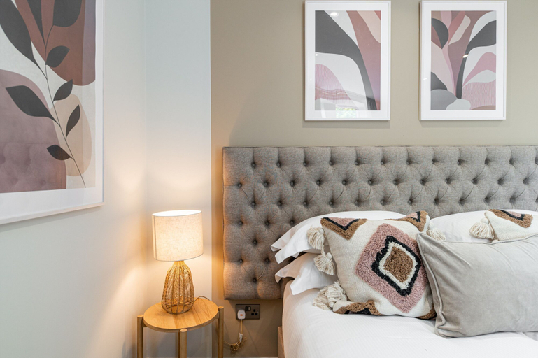 Room 2, Chelmsford Loft 3 in Newcastle Upon Tyne, Newcastle upon Tyne
