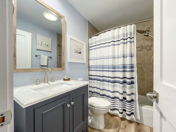 Bathroom 3, 564 Ocean Course at Sea Pines Resort, Beaufort