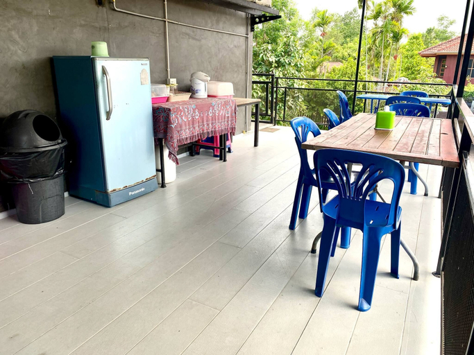 Others 5, Ploynam Homestay, Amphawa