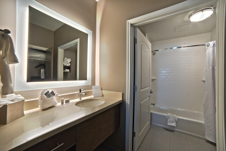 Bathroom 3, Staybridge Suites Houston Humble - Generation Pk By IHG, Houston