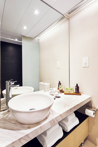 Bathroom 4, Hotel 108 Hong Kong, Kowloon