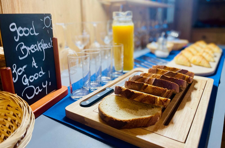 Food & Drinks 5, Auberge les Charmettes, Entremont