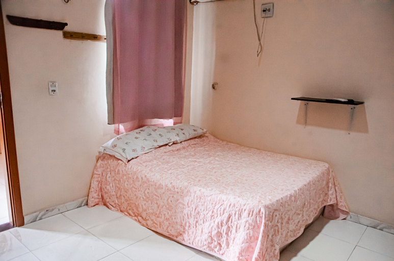 Room 3, Casa bem Equipada com Wifi e Tima Localiza o, Belém