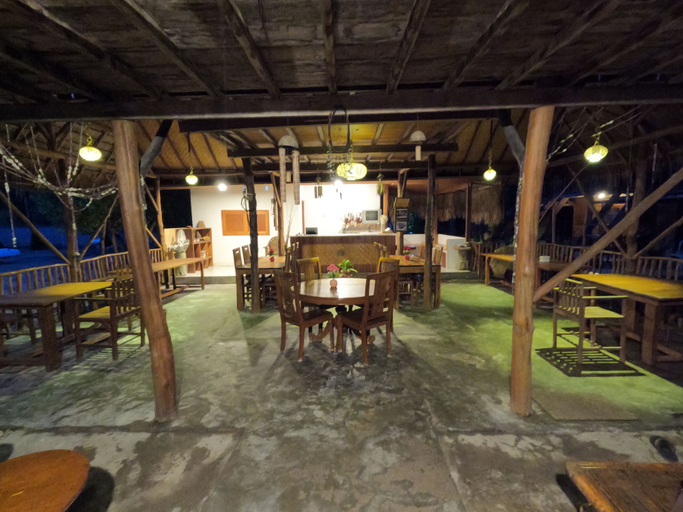 Food & Drinks 3, Maryan Moyo Bungalows and resto, Sumbawa