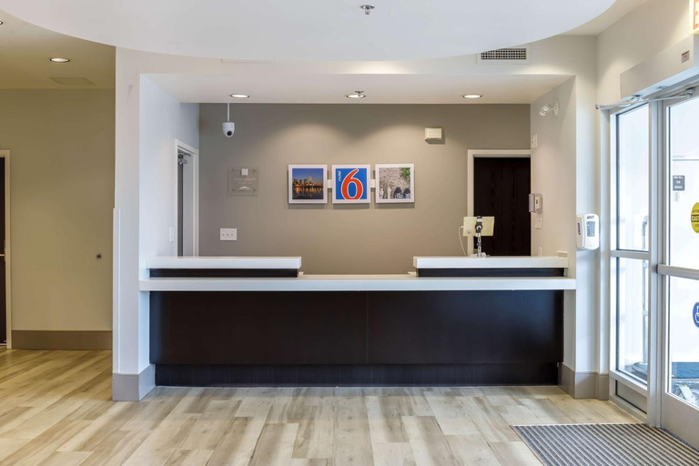 Public Area 3, Motel 6 Headingley, MB - Winnipeg West, Division No. 11