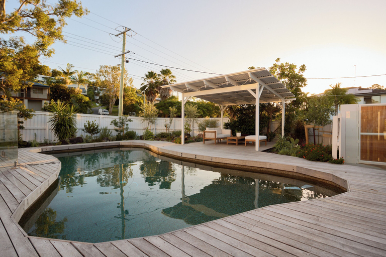 Sport & Beauty 5, Tugun Retreat - 5BRM Home with Pool, Gold Coast