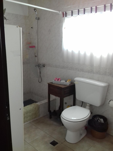 Bathroom, Casa de Franchesca, Rawson