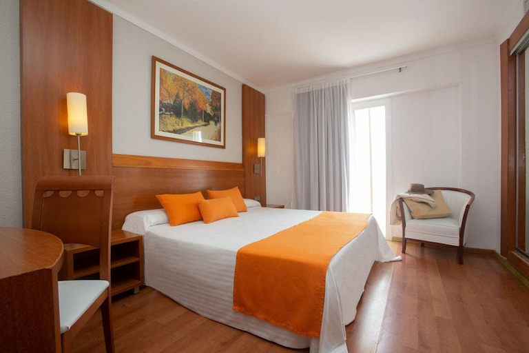 Bedroom 2, O7 Colombo, Baleares