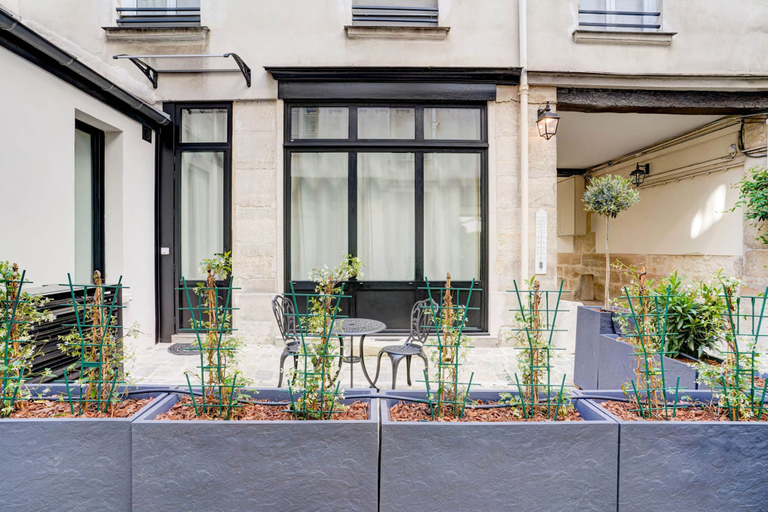 Room 4, L Atelier Sevres I Cozy 1bed Apt in Paris, Paris