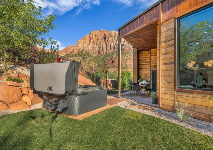 Exterior & Views 1, Zion Sage Suites, Washington