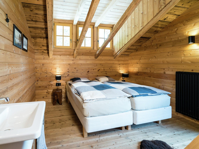 Bedroom 2, Chalet with Views, Privacy Fire in Kaprun, Zell am See
