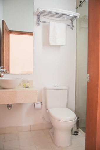 Bathroom 4, Hotel San German, Girardot