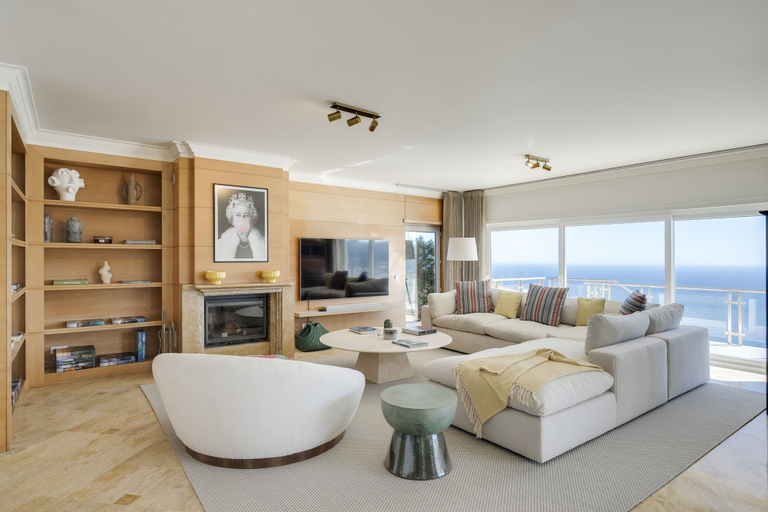 Room 4, Coastline Arrabida Villa by Cadenzalux, Sesimbra