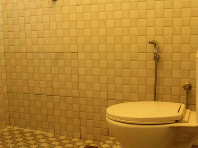 Bathroom 2, Navora Homestay , Hikkaduwa