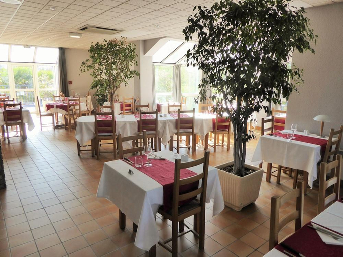 Food & Drinks 5, Hotel Restaurant Le Relais - Pau Nord, Pyrénées-Atlantiques