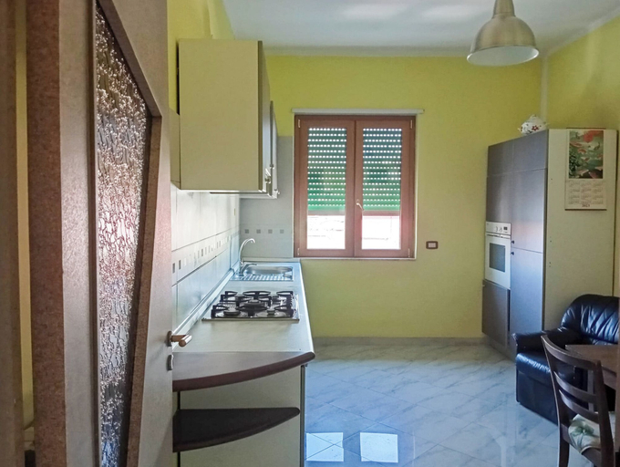 Others 5, Lorenzo House, Salerno