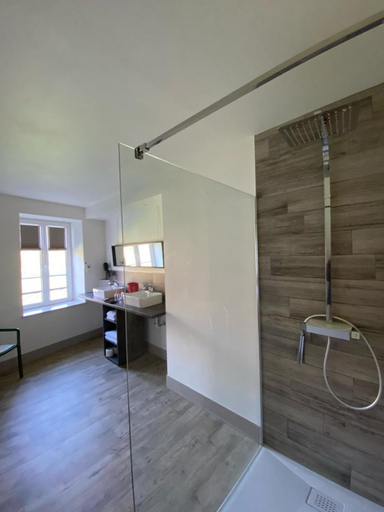 Bathroom 3, Lodge Hotel de Sommedieue Verdun, Meuse