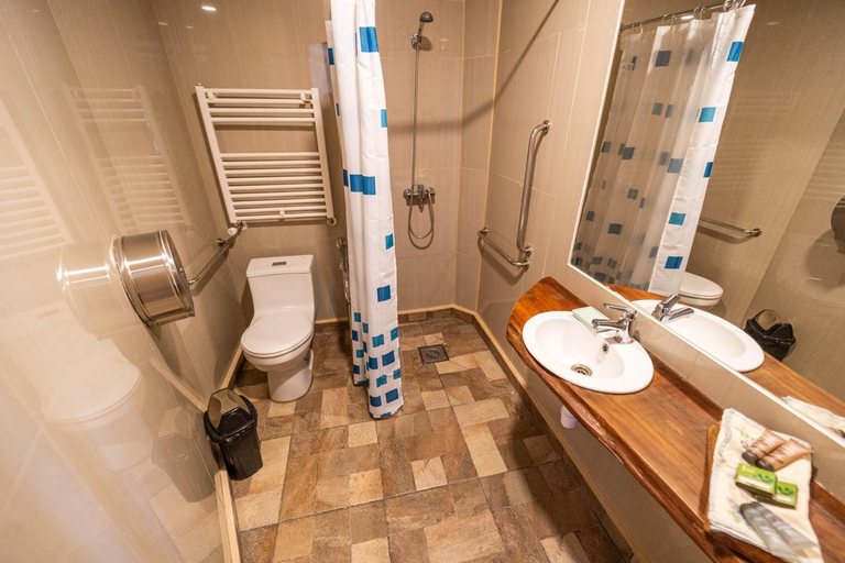 Bathroom 4, Parque la Pajarera, Llanquihue