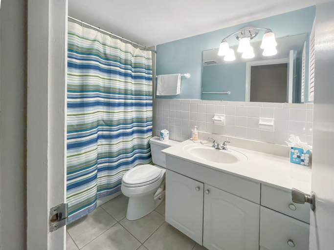 Bathroom 4, 1589 Lagoon Villa at The Sea Pines Resort, Beaufort