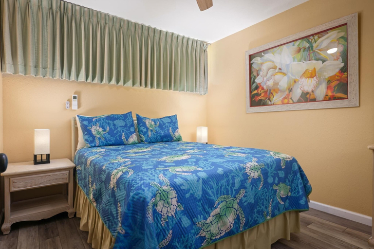 Bedroom 2, Sea Ge 1-205-oceanfront 2 Bedroom Condo by RedAwning, Hawaii