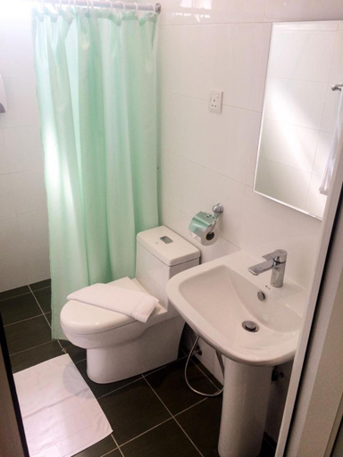Bathroom 4, New Glow Hotel Miri (Previously known as Citi Hotel), Miri