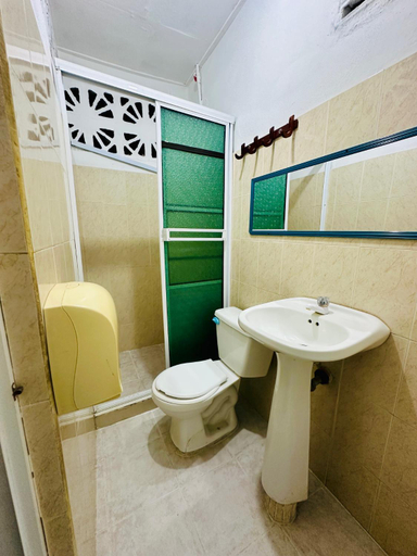 Bathroom 2, Hostal La Espanola de Getsemani, Cartagena de Indias