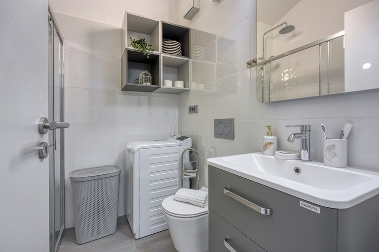 Bathroom 3, Royal Premantura, Premantura