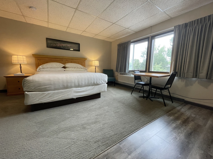Bedroom 4, Boulder Twin Lakes Inn, Boulder