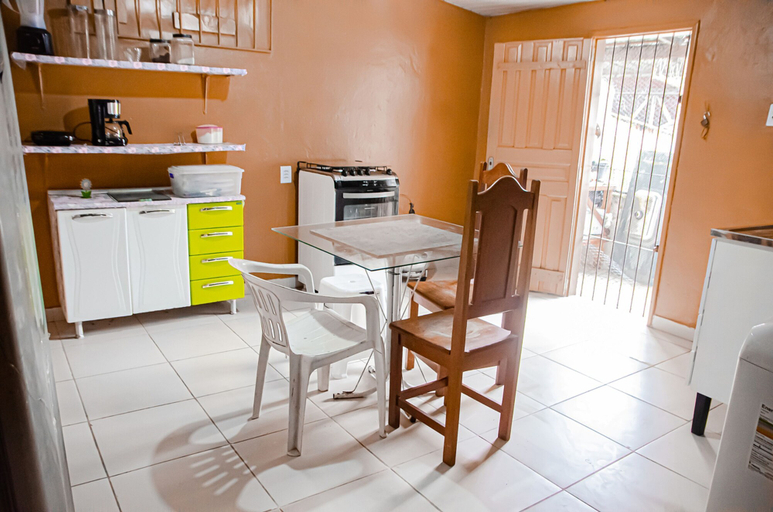 Room 4, Casa bem Equipada com Wifi e Tima Localiza o, Belém