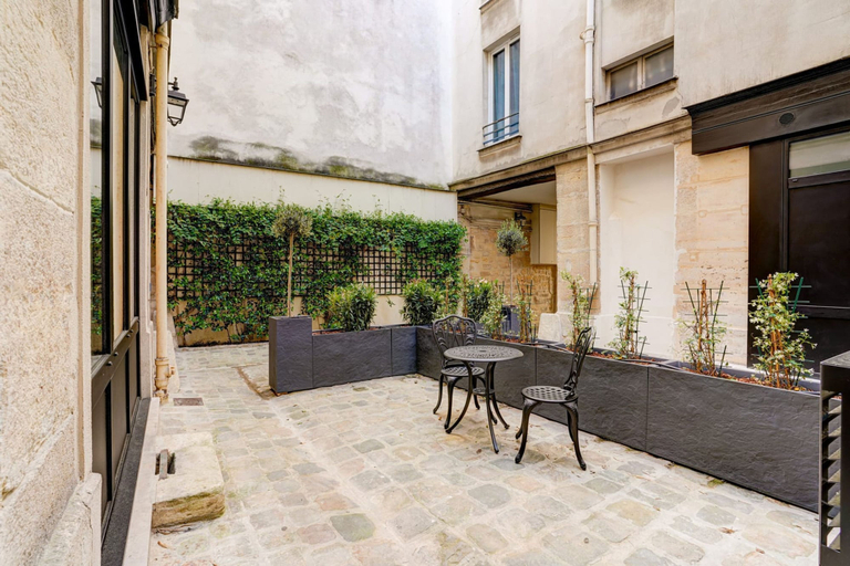 Room 5, L Atelier Sevres I Cozy 1bed Apt in Paris, Paris