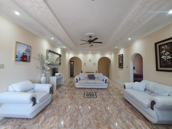 Living area 3, Sandy Bay Paradise Retreat - 7 Bedrooms