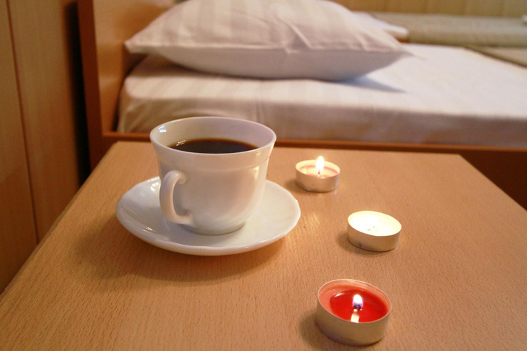 Food & Drinks 5, Adaman Guest House, Sankt-Peterburg gorsovet