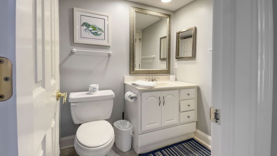 Bathroom 3, 940 Cutter Court at Sea Pines Resort, Beaufort
