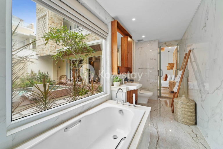 Bathroom 5, Agie Villa by Kozystay - Canggu, Badung