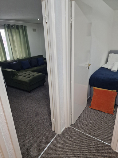 Others 5, City View Luxury Apartment in Birmingham, Birmingham