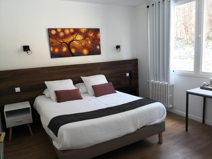 Bedroom 2, Logis Hotel-Restaurant Le Tanargue, Ardèche