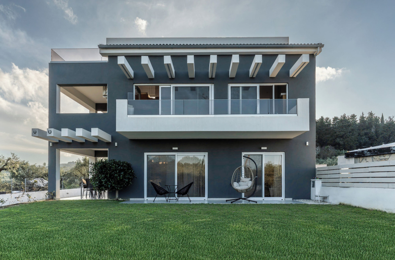 Others 3, G-Ammos 5 star suite, Ionian Islands