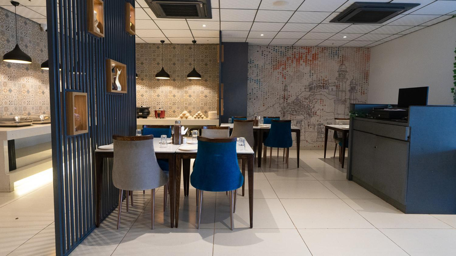 Food & Drinks 5, 7 Apple Hotel, Aurangabad, Aurangabad