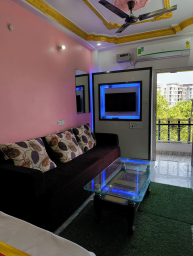 Others 5, Hotel Dream, Patna