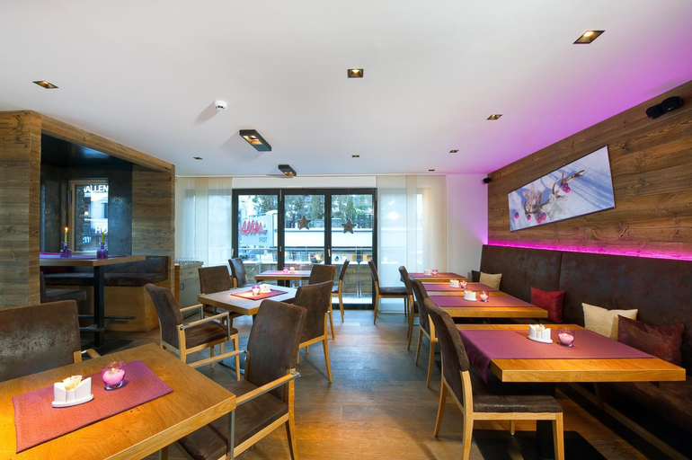 Food & Drinks 2, PETE Alpine Boutique Hotel - klein und fein - Private SPA Suiten und Zimmer, Landeck