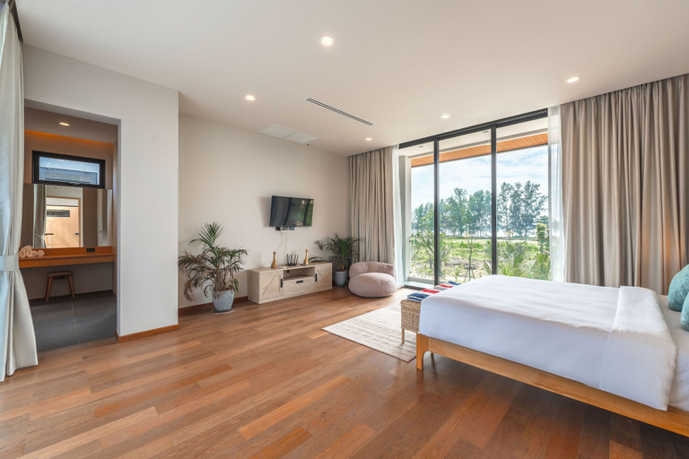Bedroom, Modern 2-Level Pool Villa Long One A5, Phuket Island