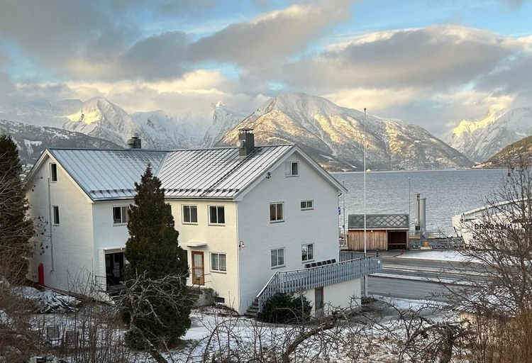 Exterior & Views 2, Sognefjord Gjesteheim, Vik