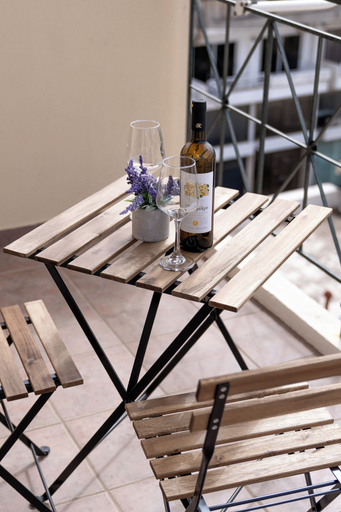 Food & Drinks, Terminal Square Suites, Attica