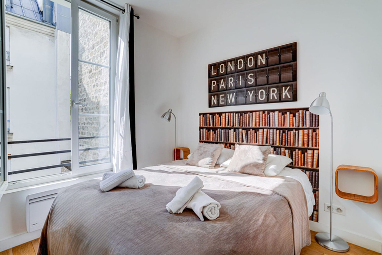 Room 2, Aramis S Vres Modern 1 Bed Apt in Paris, Paris