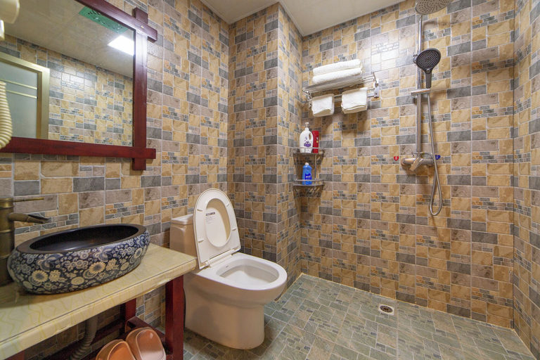 Bathroom 4, Zhangjiajie Xinghe Qingmeng Folk-style Inn, Zhangjiajie