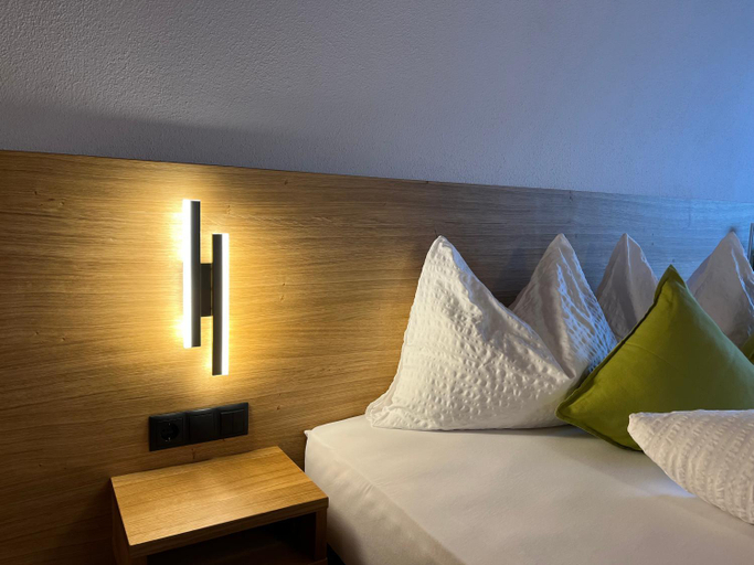 Bedroom 2, Pension Florian, Bolzano