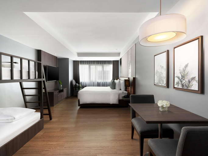 Bedroom 12