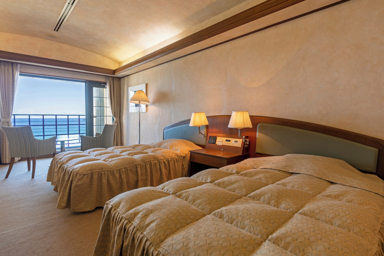 Bedroom 3, Hotel Riviera Shishikui, Kaiyō