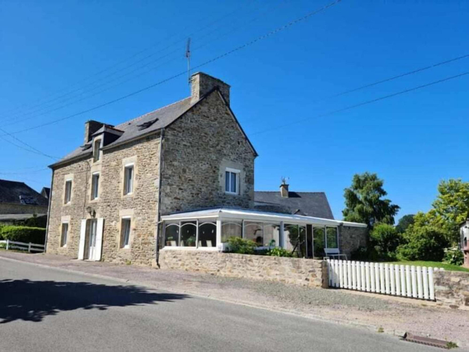 Exterior & Views 2, Bleu Outremer, Côtes-d'Armor