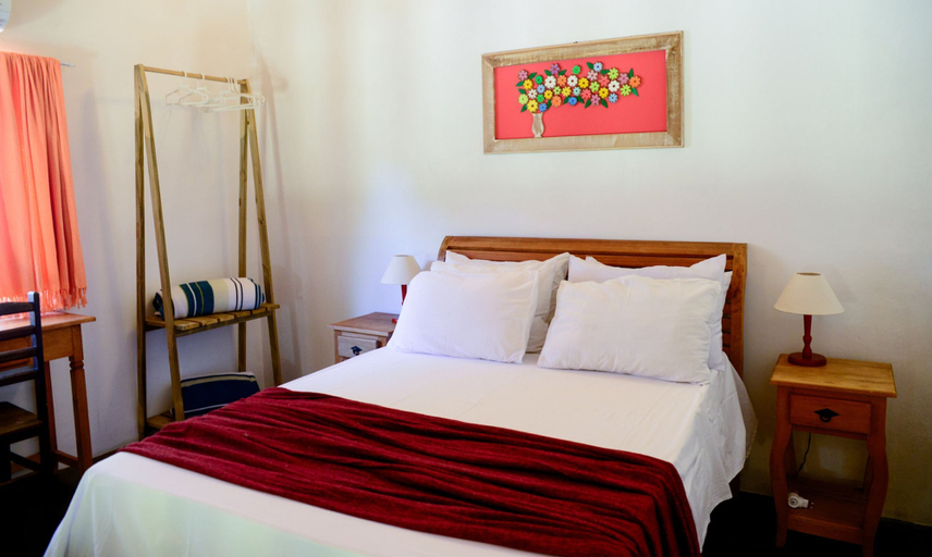 Room 2, Chal com Wifi pr Ximo do Centro e da Praia, Parati